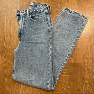 ABERCROMBIE Curve Love Ultra High Rise 90s Straight Jean